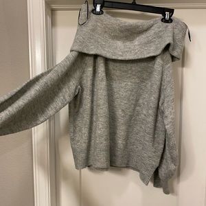 H&M light gray off shoulder sweater